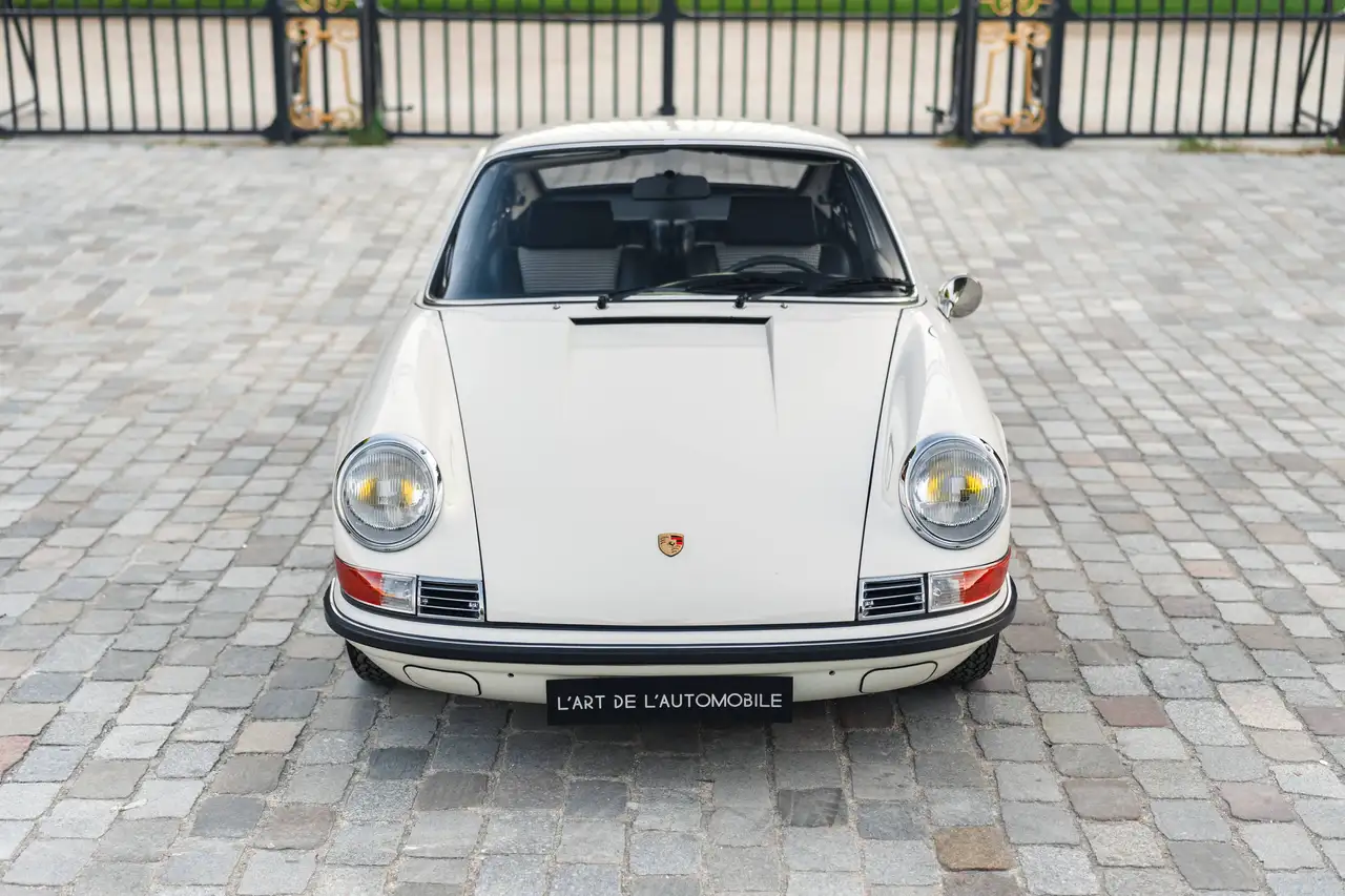 Porsche 911 2.2 S Coupe - fully restored, matching numbers, foto 4
