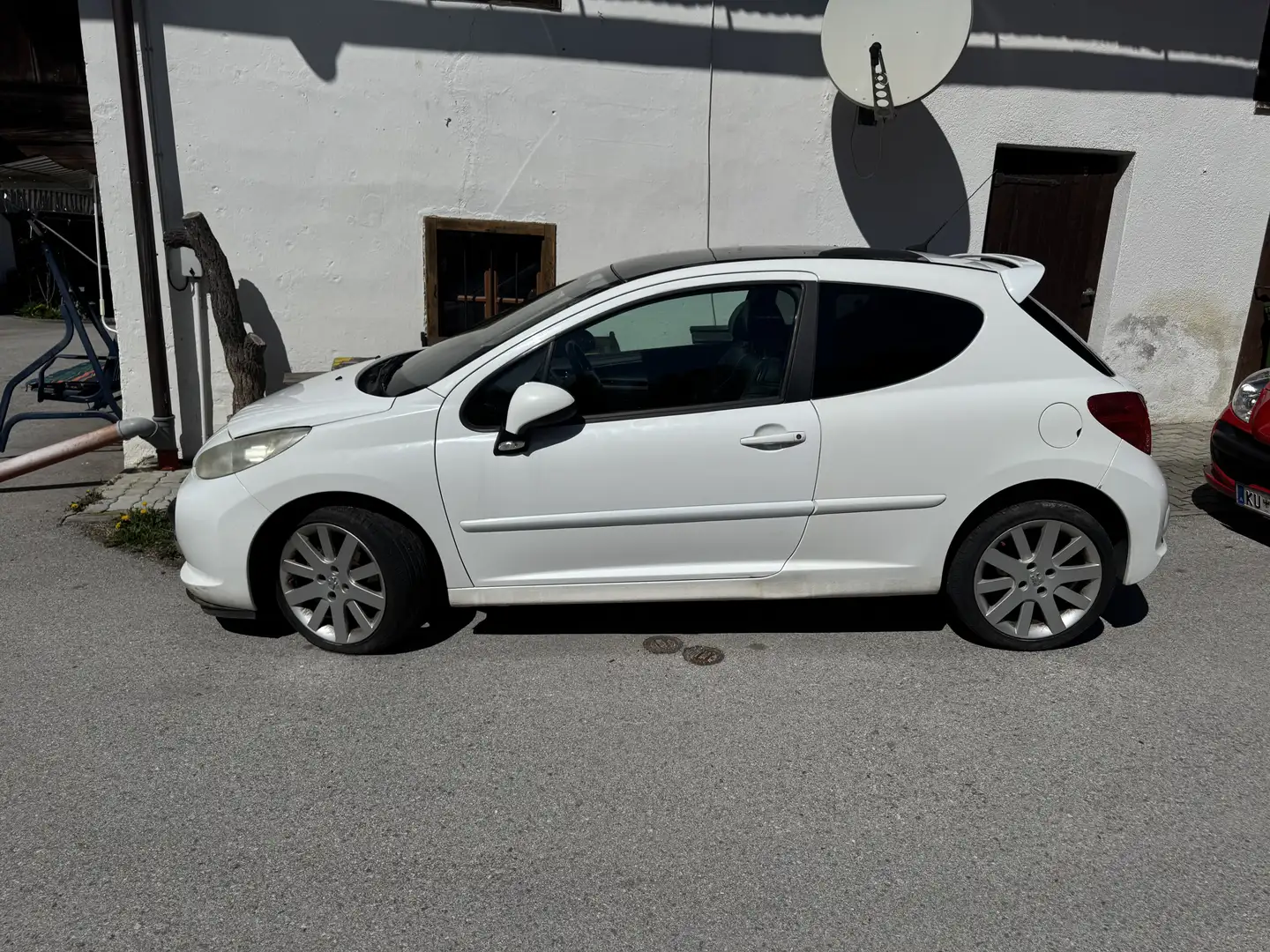 Peugeot 207 GT Turbo - 1