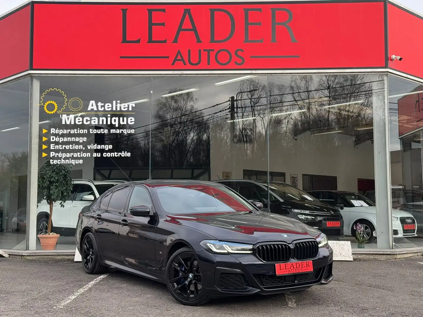 BMW 530 🟩2.0 ESSENCE/ELECTRIQUE 184CV PACK M - GARANTIE Schwarz - 1