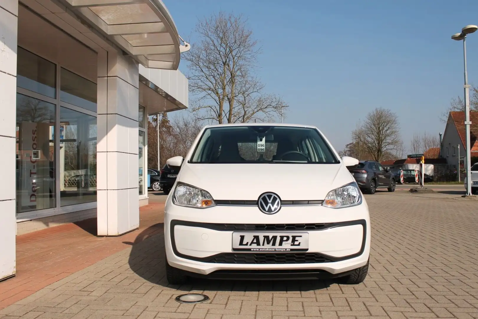 Volkswagen up! 1.0 Weiß - 2