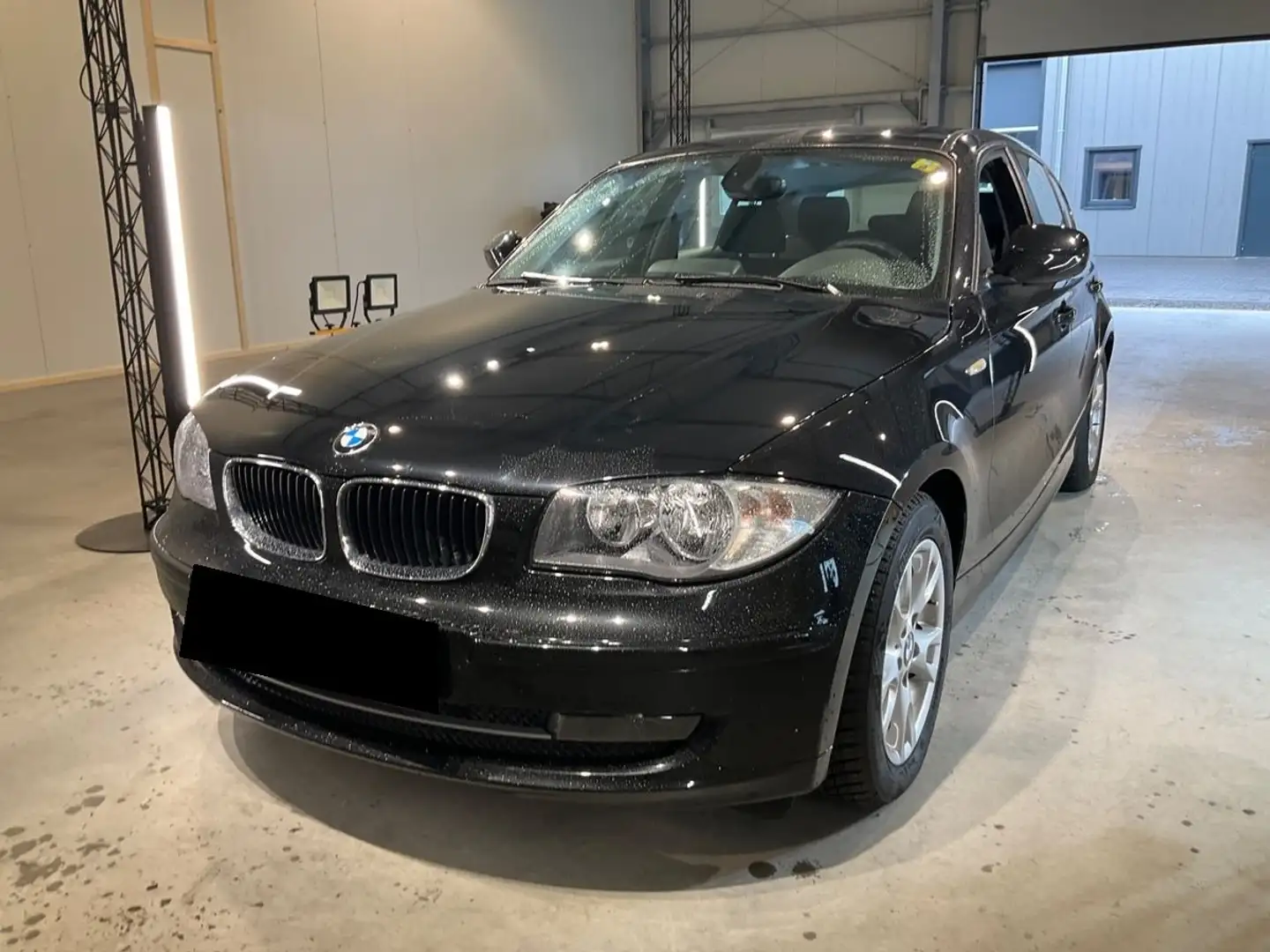 BMW 118 (E81/E87) 118D 143CH CONFORT 5P Noir - 1