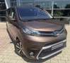 Toyota Proace 2,0-l-D-4D L2 (9-Si.) Verso Shuttle Comfort 5 türe Braun - thumbnail 2