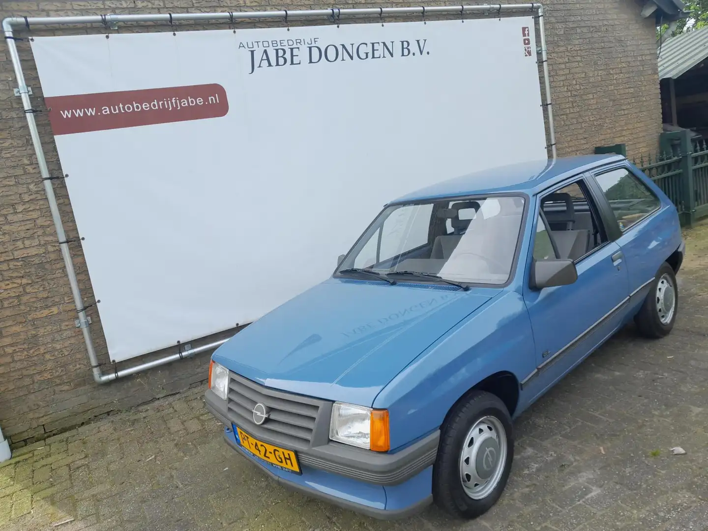 Opel Corsa 1.2S LS Blauw - 2