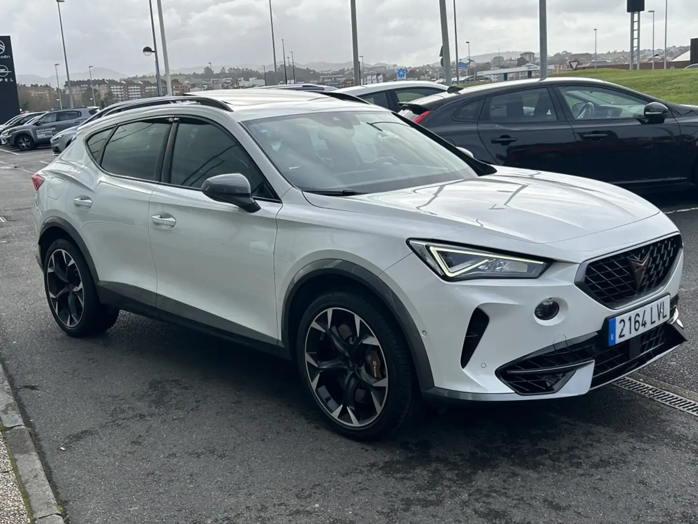 CUPRA Formentor 2.0 TSI 310 VZ DSG 4Drive Weiß - 2