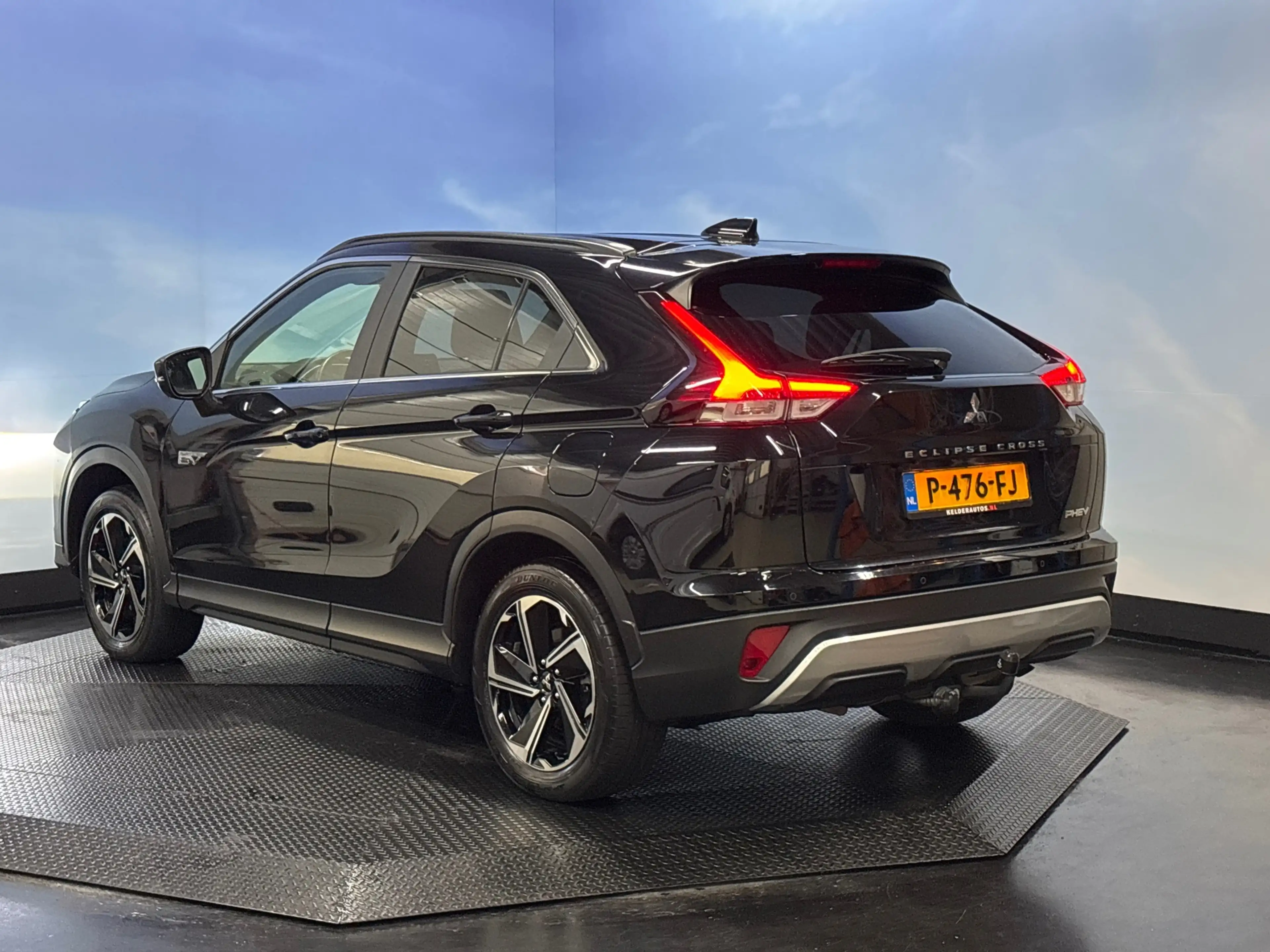 Mitsubishi Eclipse Cross 2.4 PHEV Intense+ Trekhaak, Carplay, Camera — photo 10