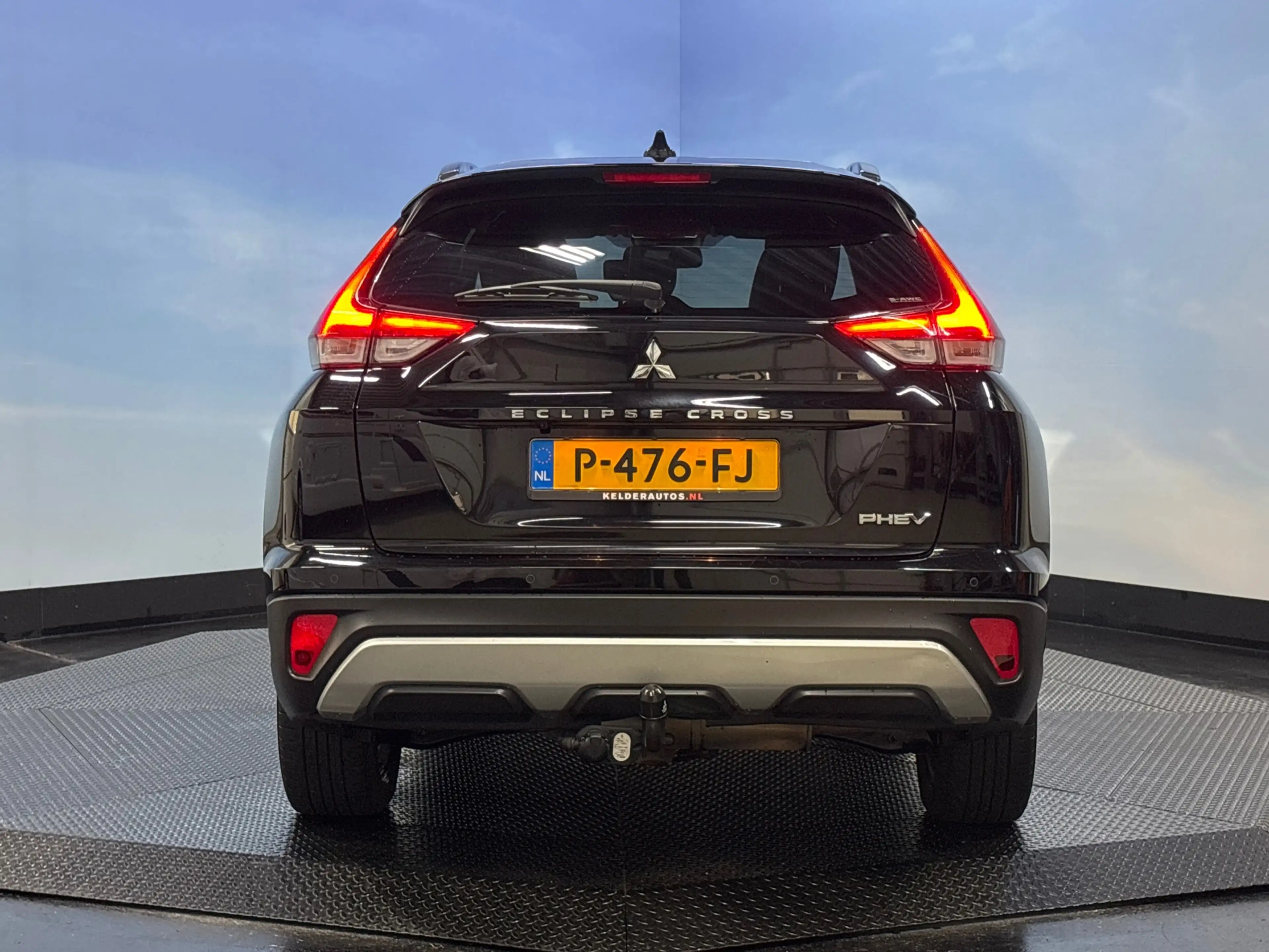 Mitsubishi Eclipse Cross 2.4 PHEV Intense+ Trekhaak, Carplay, Camera — photo 3