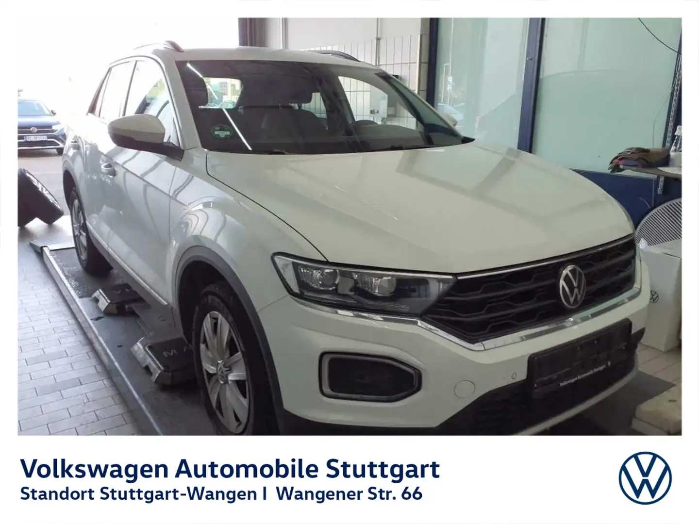 Volkswagen T-Roc Sport 1.5 TSI DSG Navi Kamera AHK Stdhzg Weiß - 2