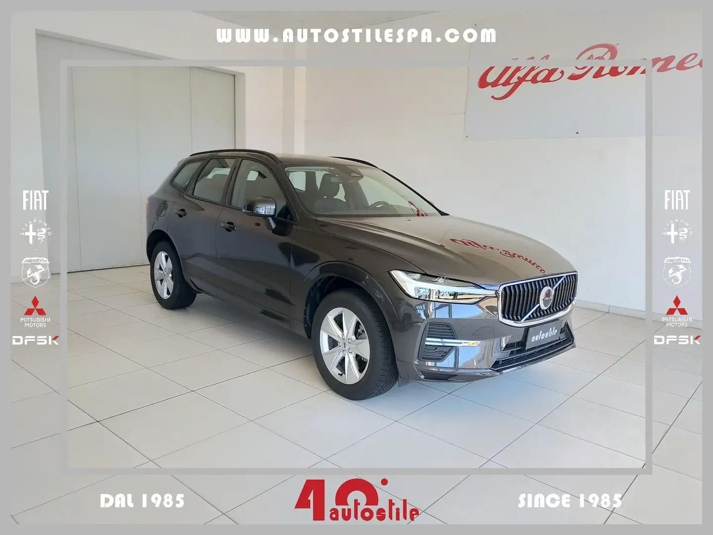 Volvo XC60 XC60 B4 (d) automatico Business Gris - 1