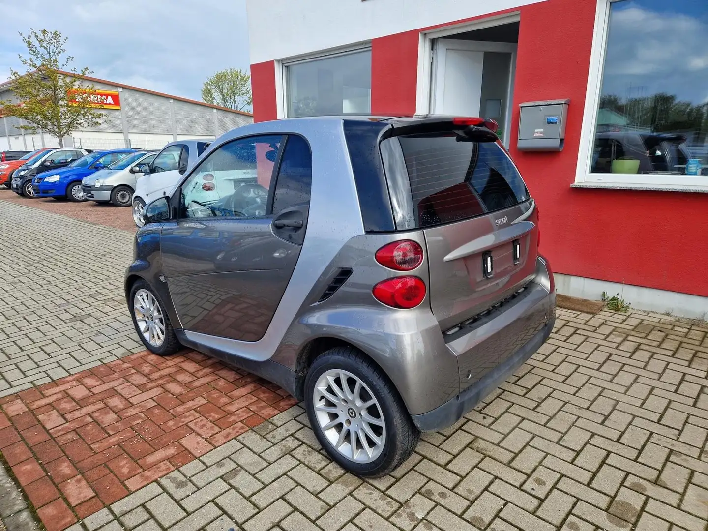 smart forTwo ForTwo Coupe 1.0, Pano, Sitzheizung, TÜV neu siva - 2