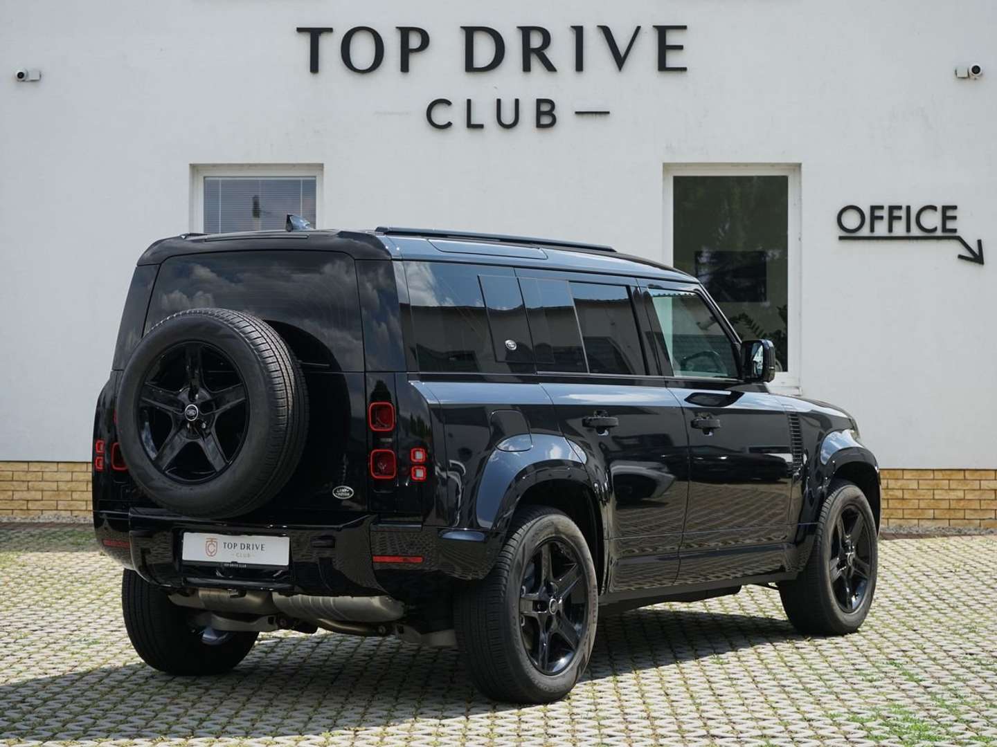 Land Rover Defender Dynamic D300 -  - Joinsteer - #5