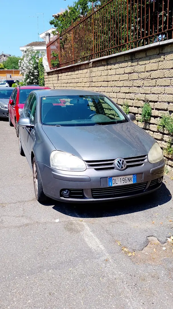 Volkswagen Golf confort line 5 posti gpl - 2