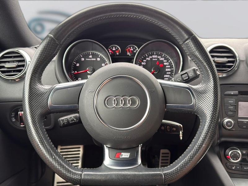 Audi TT Coupe 1.8 TFSI S-line — photo 14