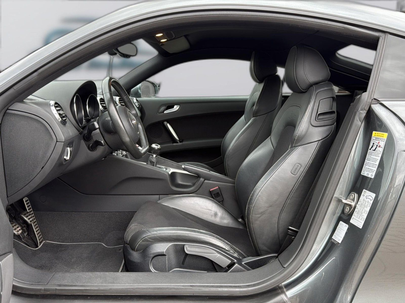 Audi TT Coupe 1.8 TFSI S-line — photo 10