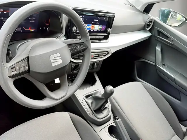 Seat Arona view 8