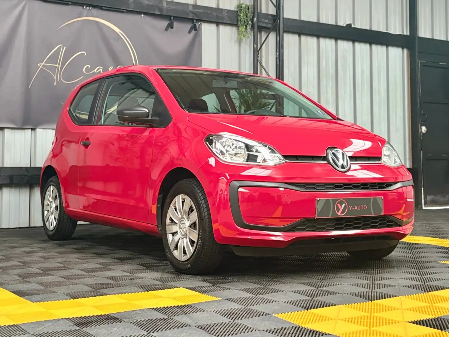 Volkswagen up! Up! 1.0i Move up! crvena - 1