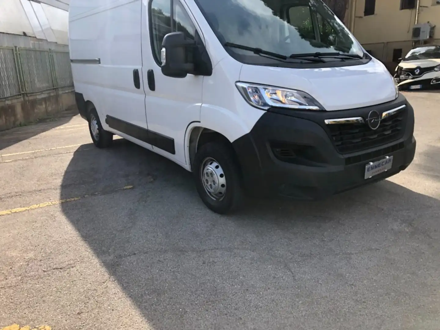 Opel Movano 35 2.2 BlueHDi 140 S&S PM-TM Furgone Weiß - 2