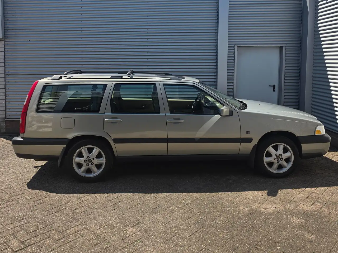 Volvo V70 2.4 T AWD Comfort, foto 4