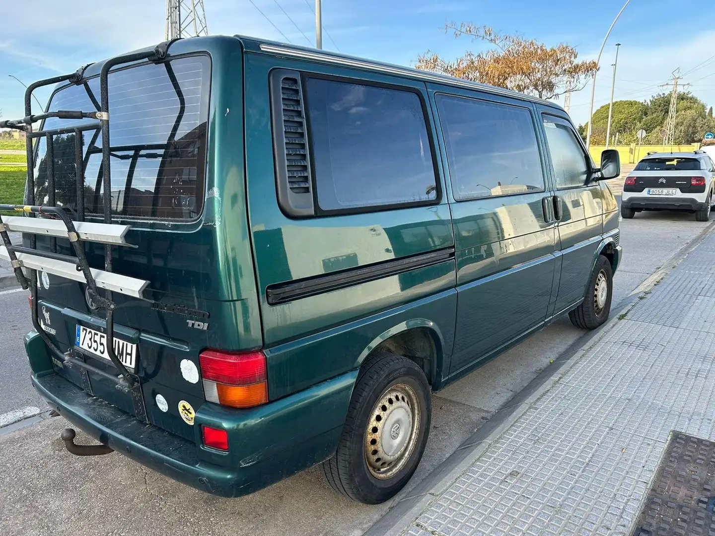 Volkswagen T4 Multivan Multivan 2.5TDI 102 Verde - 1