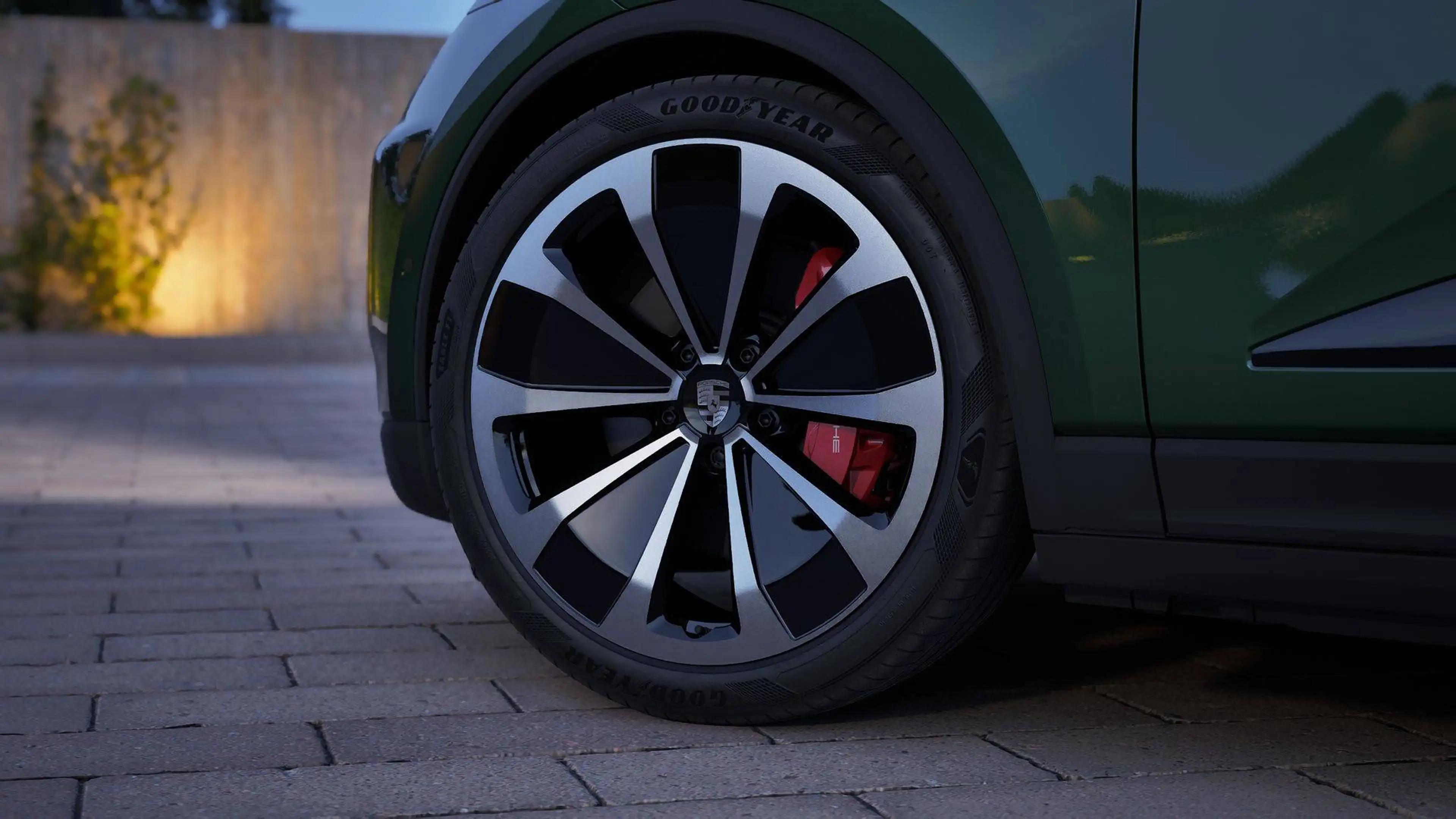 Porsche Macan 4S EV/Oak Green/Pano/Sport Chrono/BOSE/Innodrive/.... — photo 12