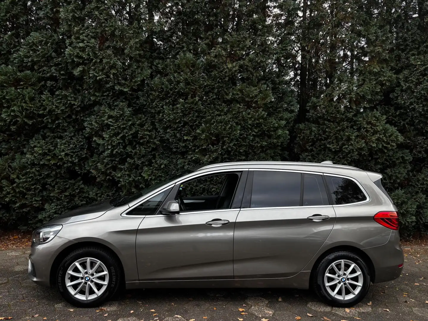 BMW 218 2-serie Gran Tourer 218i Essential 7persons | Engi Gris - 2