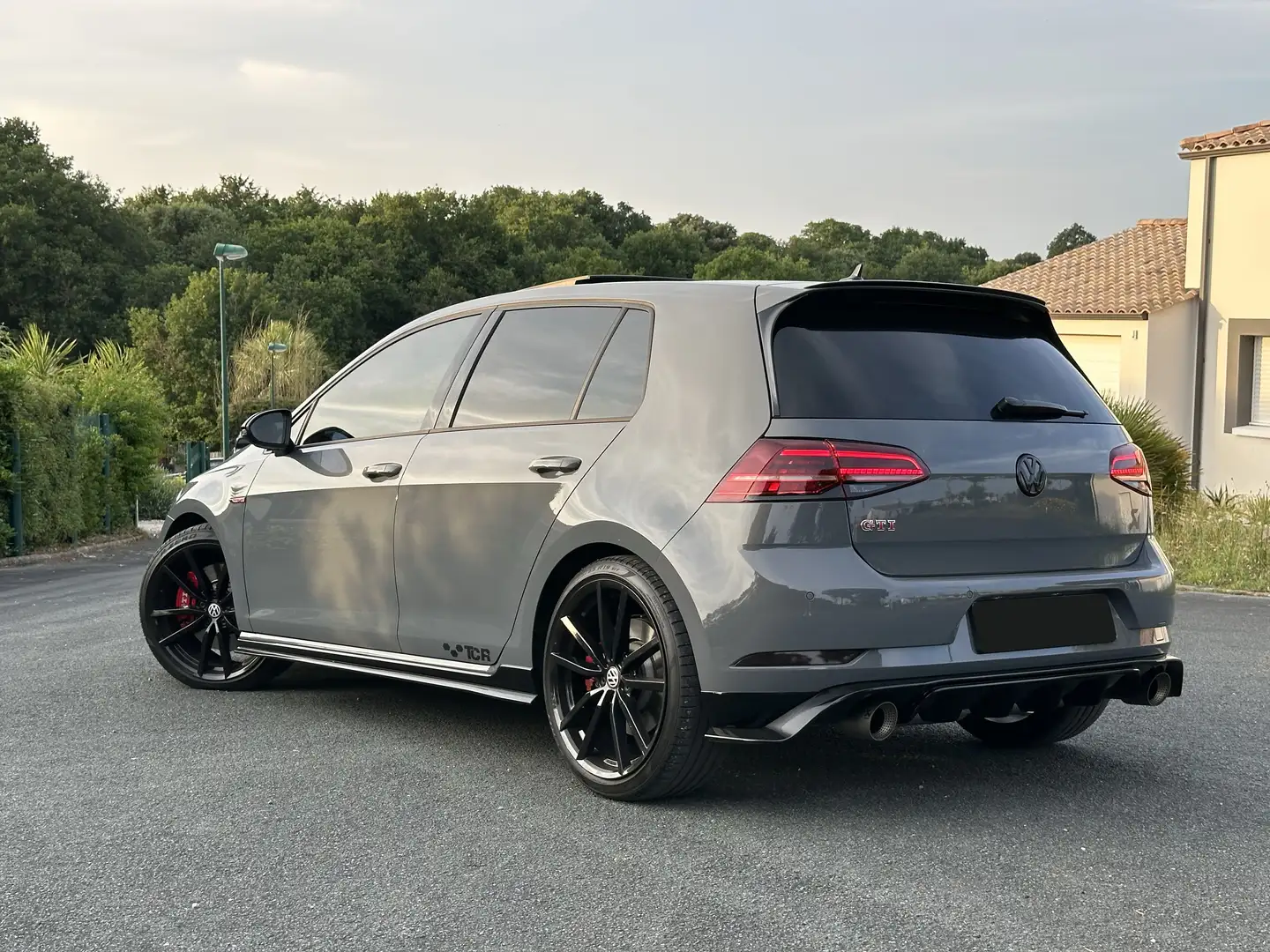Volkswagen Golf GTI Golf 2.0 TSI 290 DSG7GTI TCR Gris - 2