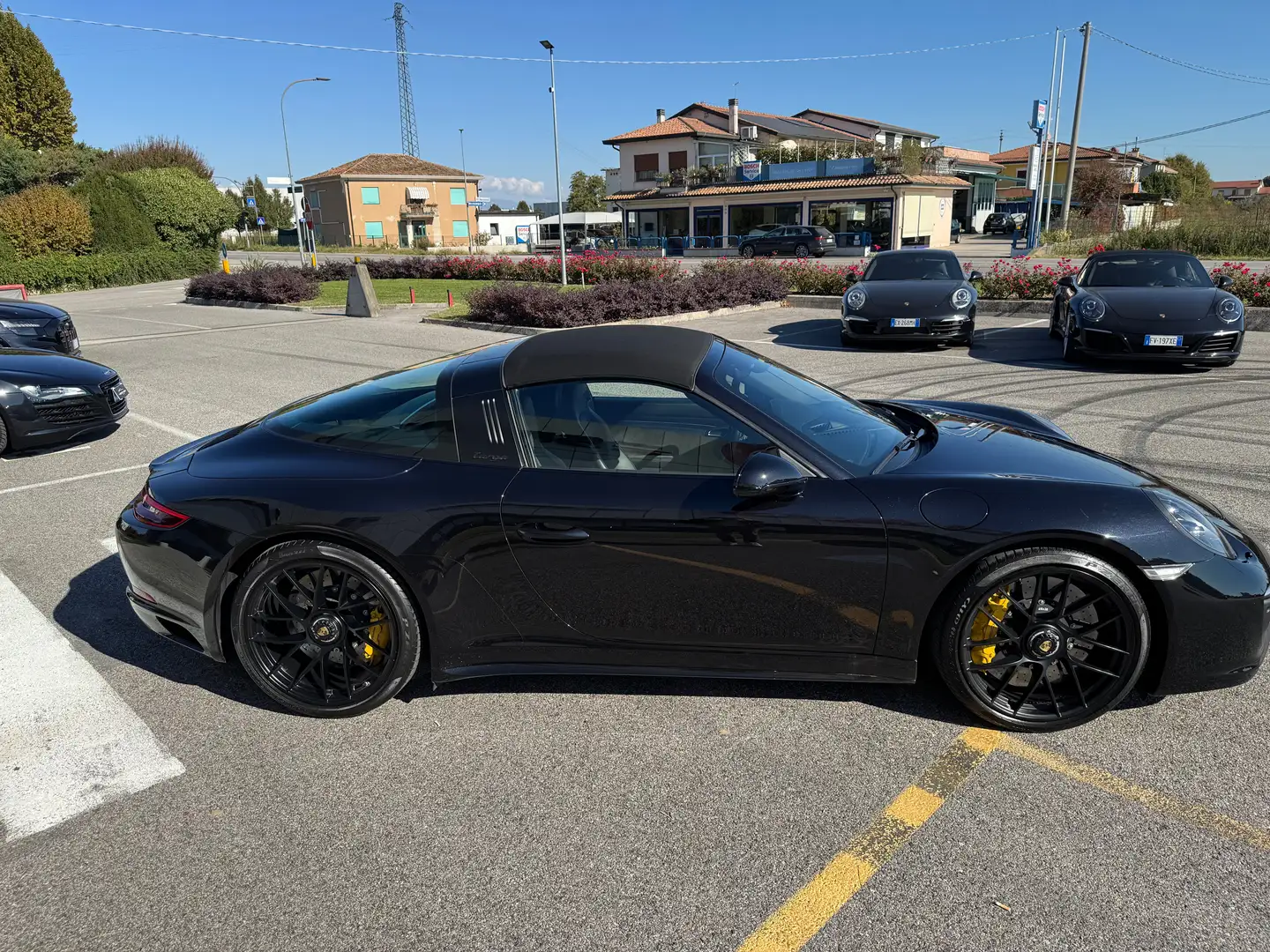 Porsche 991 911 TARGA 4 GTS - PDCC-PCCB-LIFT-Burmester® Noir - 2