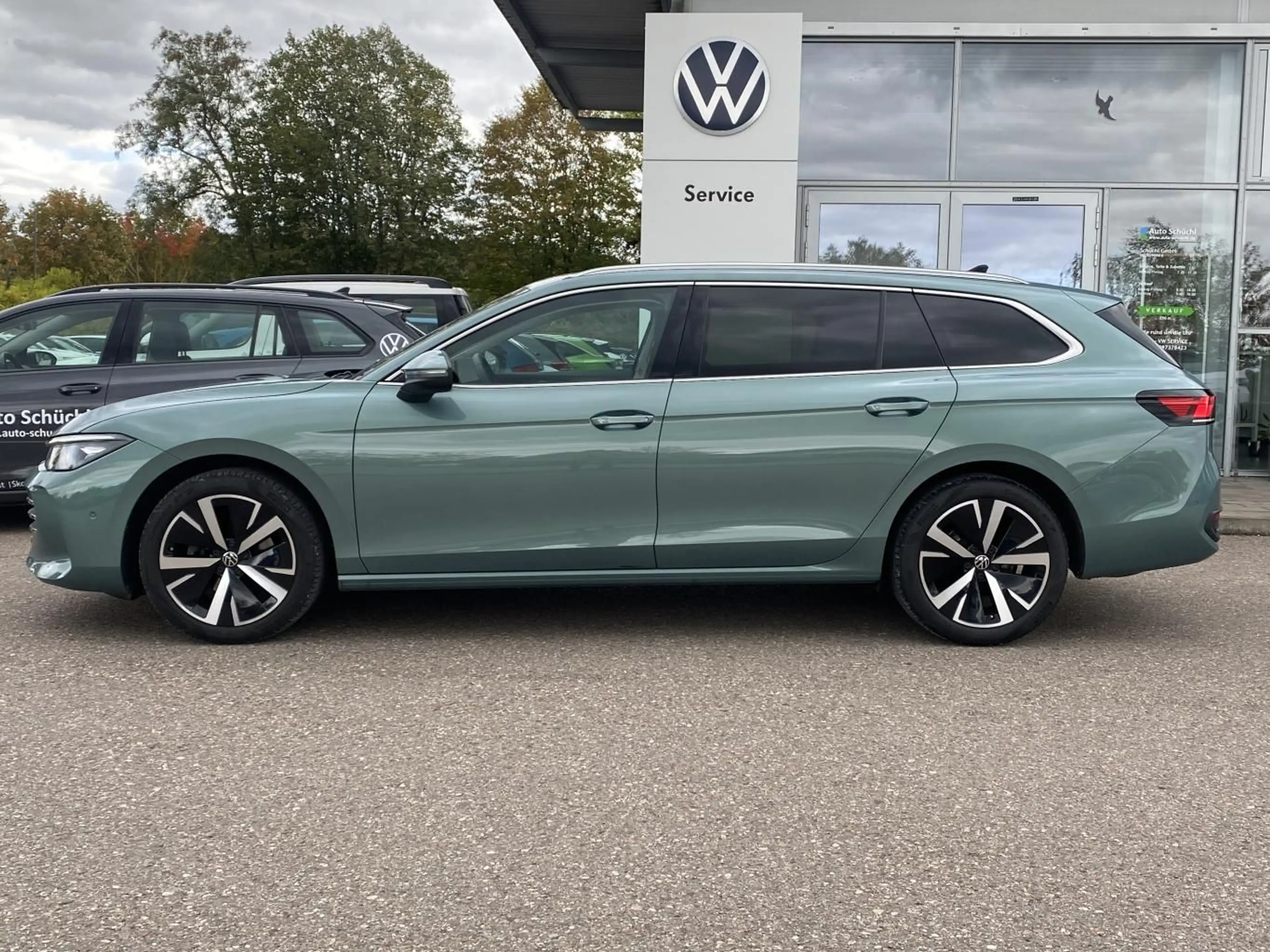 Volkswagen Passat Variant 1.5 TSI DSG Business AHK+HEAD-UP+ — photo 2