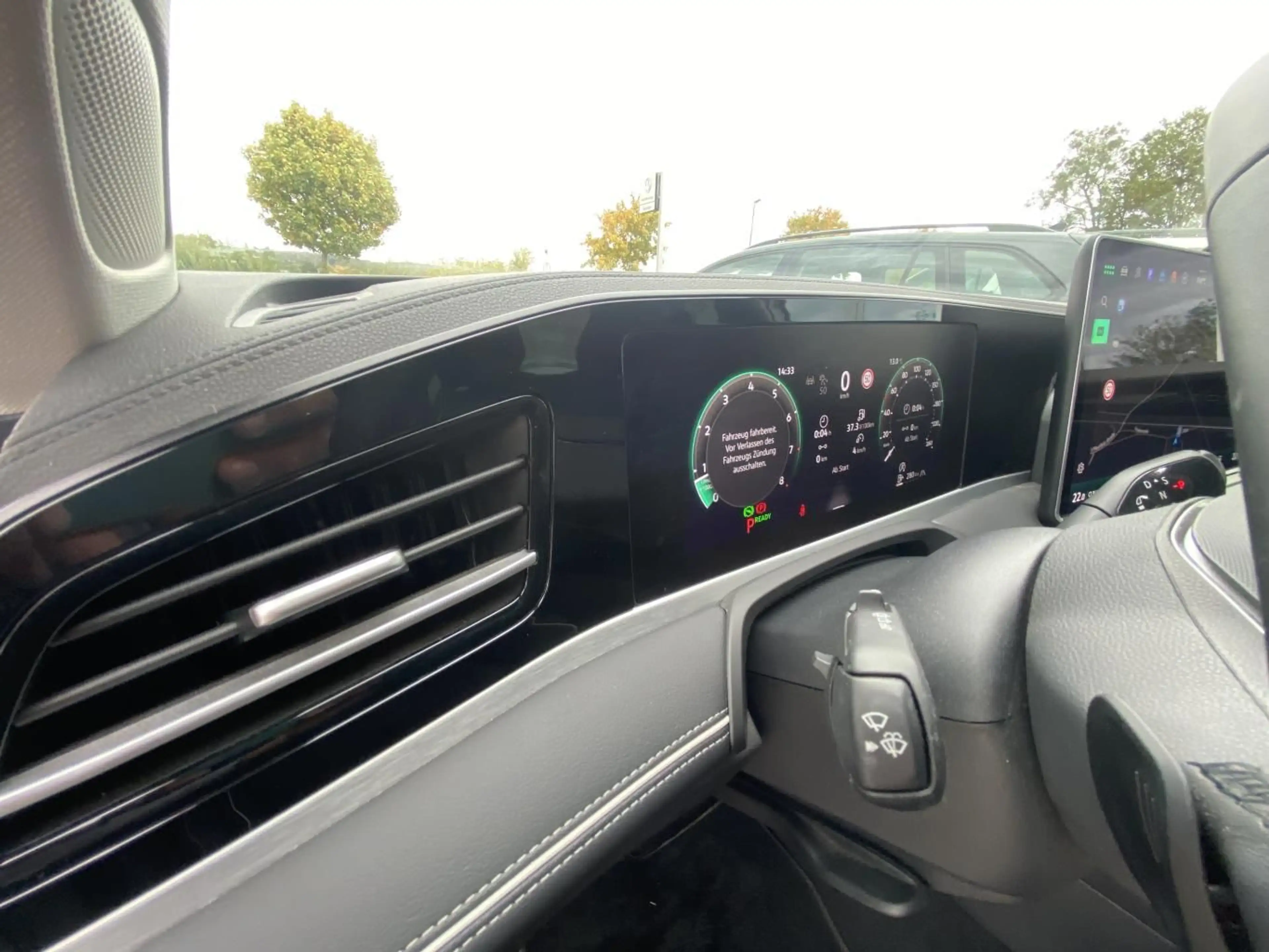 Volkswagen Passat Variant 1.5 TSI DSG Business AHK+HEAD-UP+ — photo 11