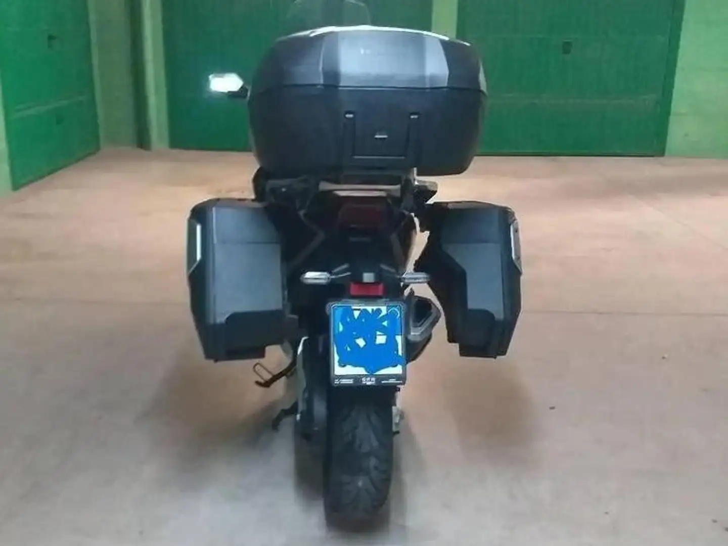 Honda Forza 750 Šedá - 2