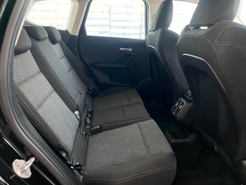 BMW X1 18i sD KAMERA Sports. Komf.Zug. DA Unfallfrei — photo 12