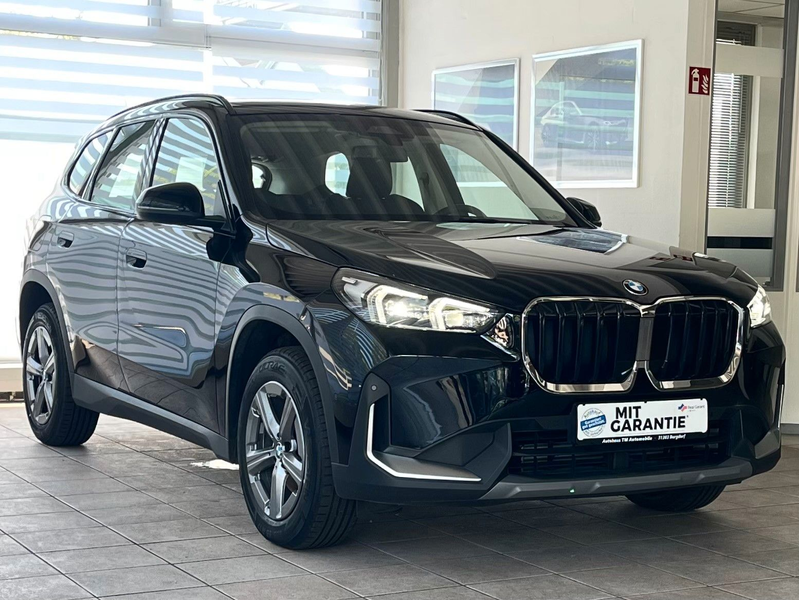 BMW X1 18i sD KAMERA Sports. Komf.Zug. DA Unfallfrei — photo 2