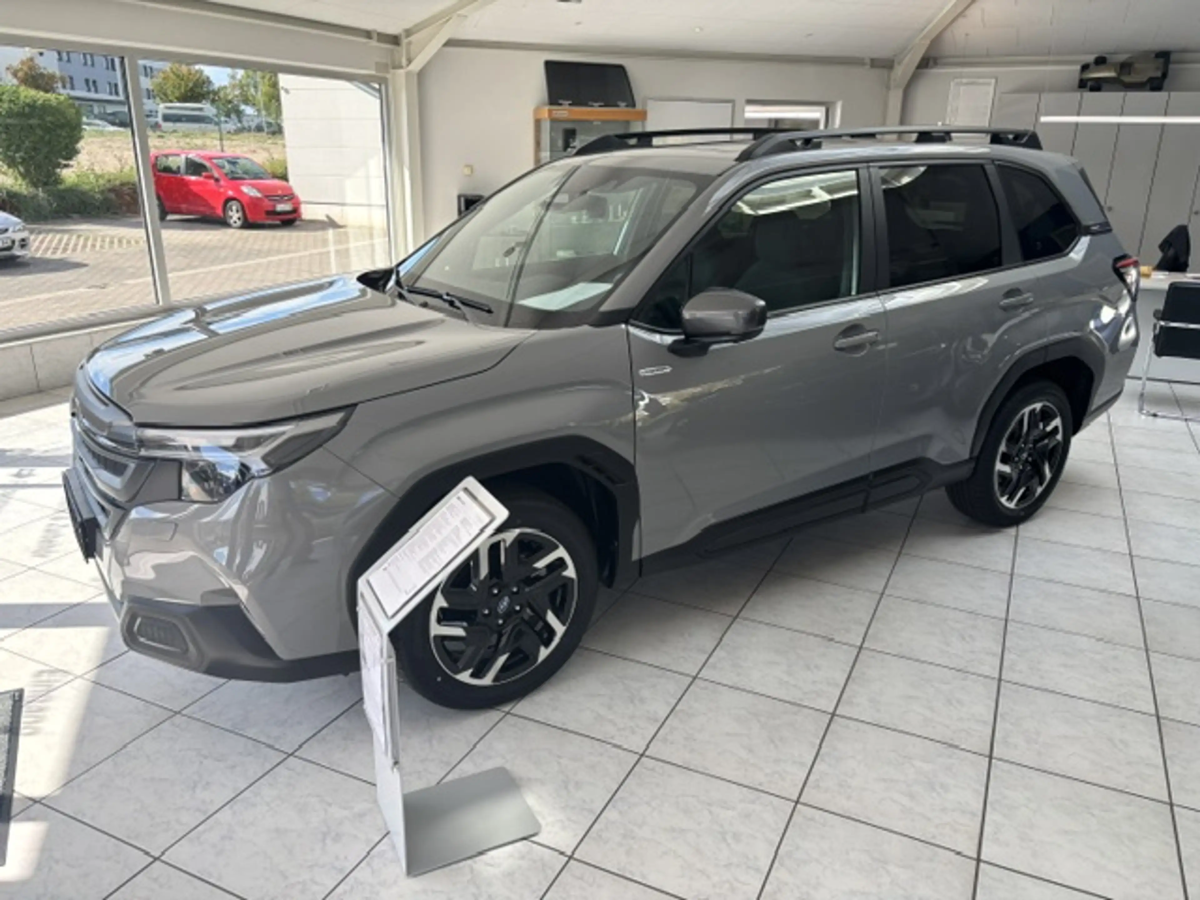 Subaru Forester Forester 2.0ie Lineartronic Exclusive — photo 2