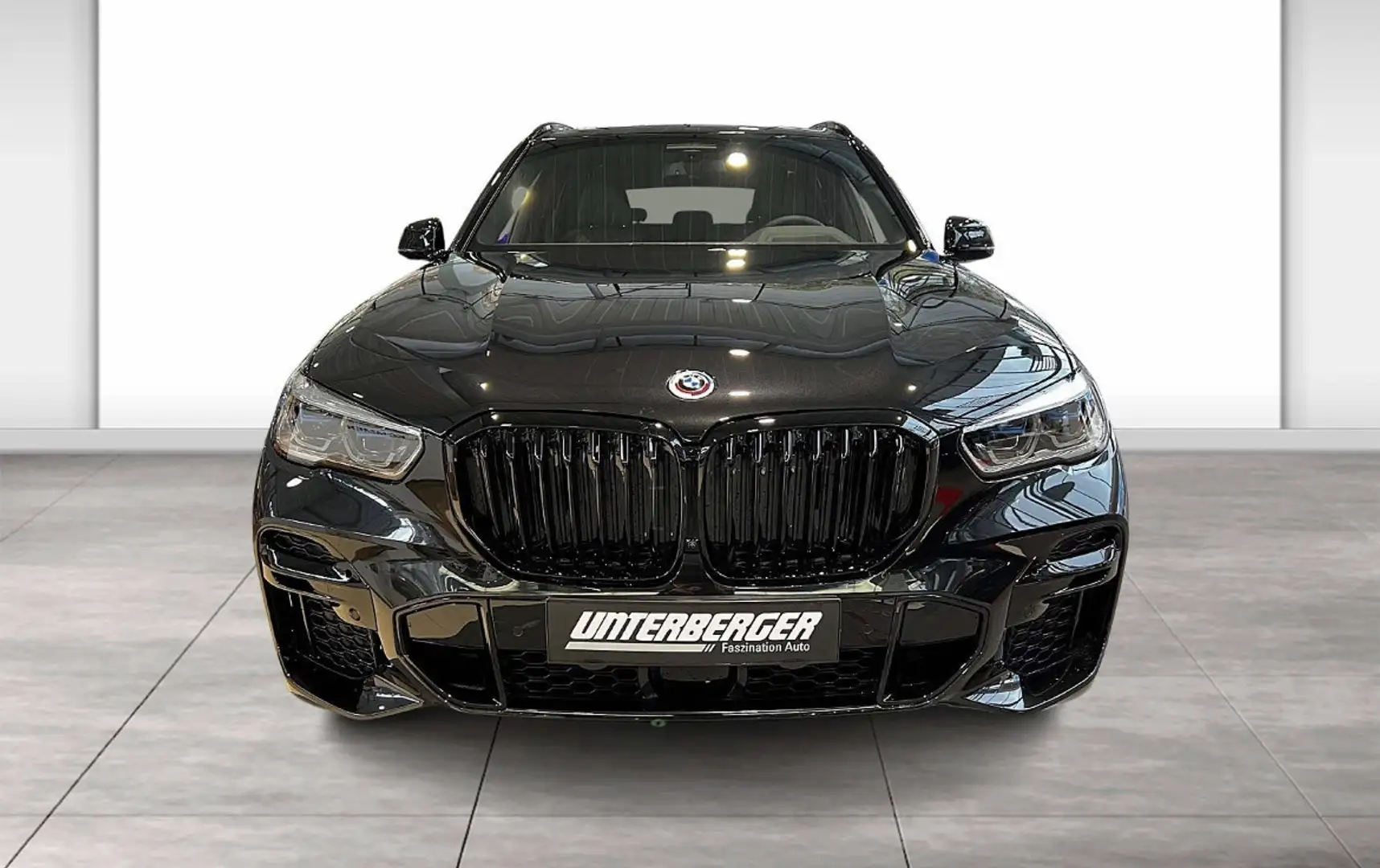 BMW X5 xDrive45e PHEV Aut. Schwarz - 2