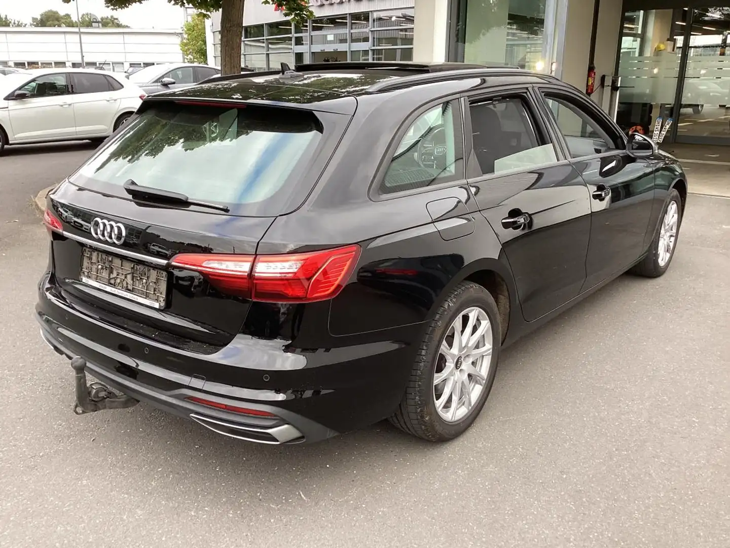 Audi A4 Avant 35 TDI Sitzhzg. Navi Panorama AHK Schwarz - 2