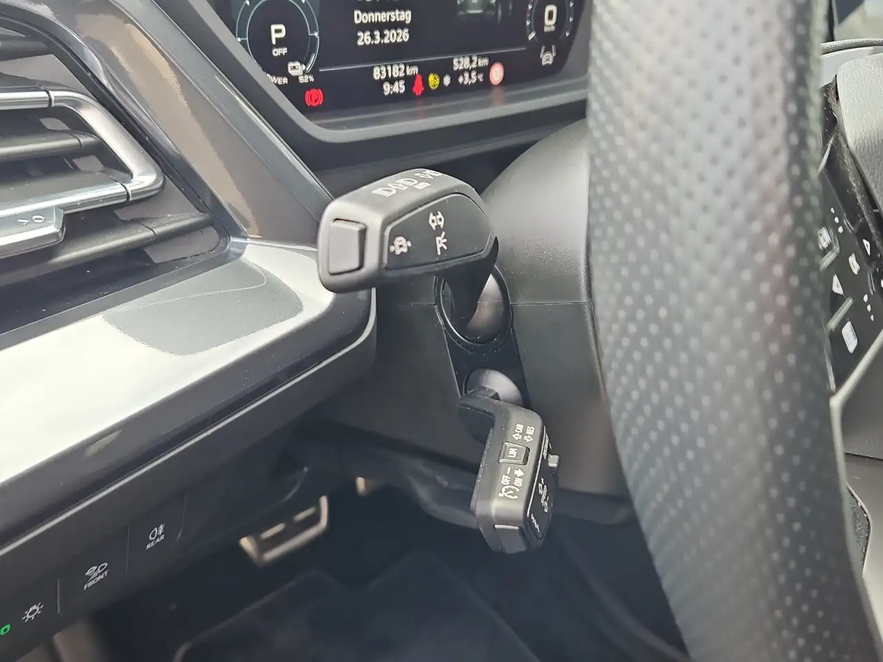 Audi Q4 e-tron 45 quattro S-line NaviPlus Matrix Pano AHK GRA ... 17