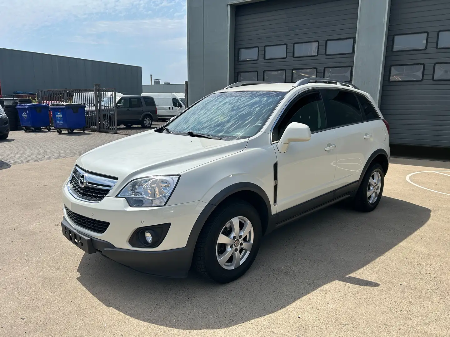 Opel Antara Antara 2.2 CDTI 4x4 ecoFLEX Start/Stop Cosmo Wit - 1