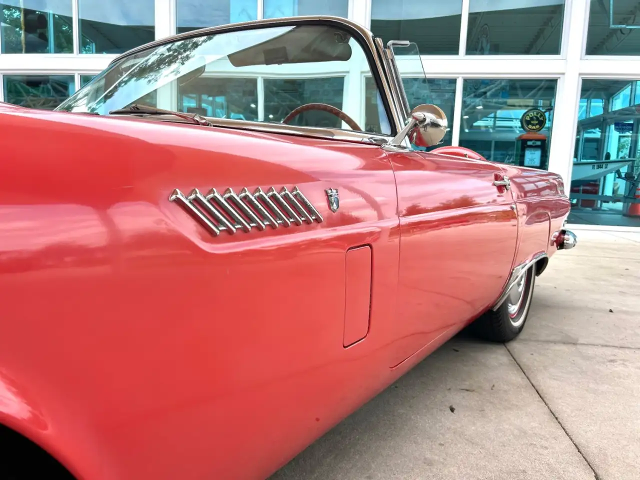 Ford Thunderbird Base, foto 11