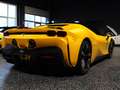 Ferrari SF90 Stradale SF90 *RACING SITZE*CARBON Exterior*TAUSCH*LEASING* Gelb - thumbnail 6