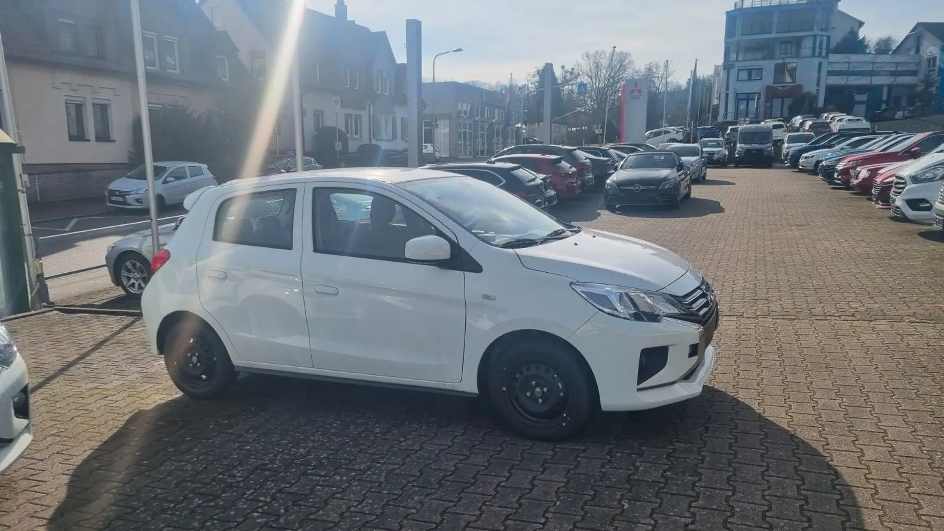 Mitsubishi Space Star 1.2 Select  Klima Weiß - 1