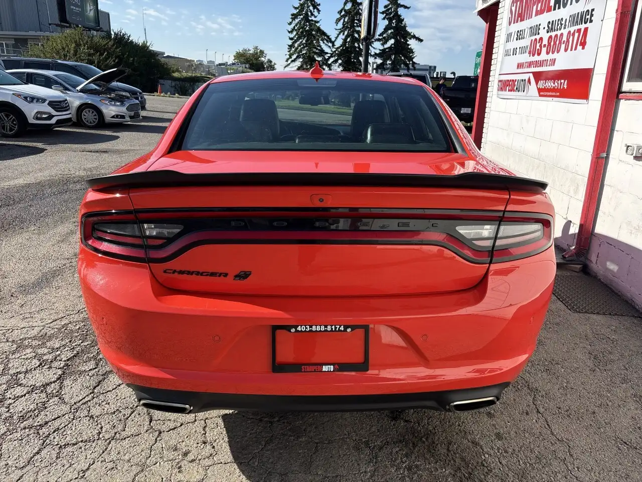 Dodge Charger снимка Dodge Charger