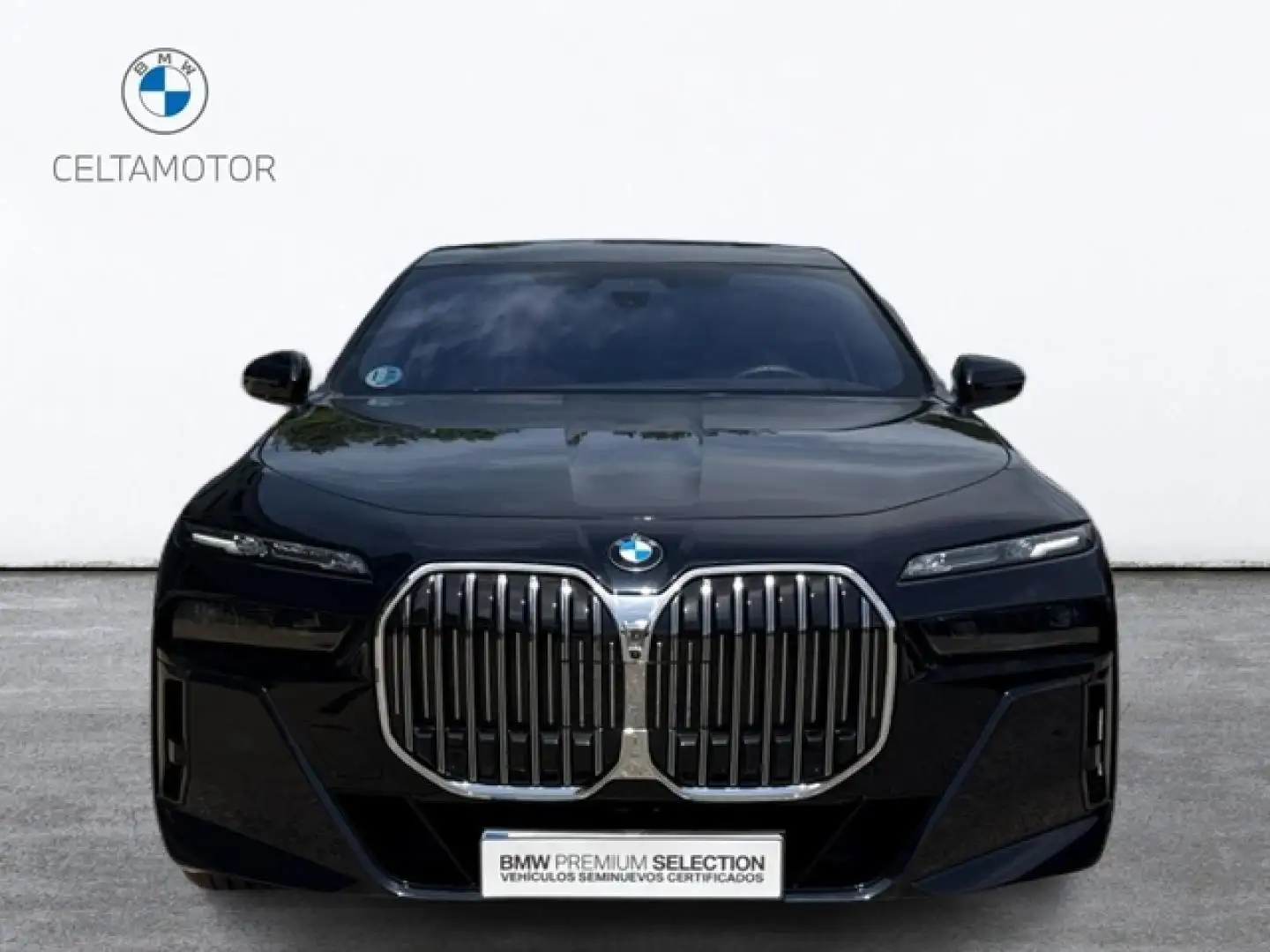 BMW 740 740dA xDrive Negro - 2