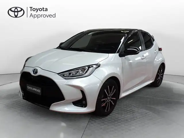 Toyota Yaris 4ª serie 1.5 Hybrid 5 porte Style