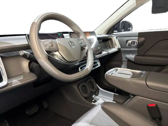 Leapmotor B10 view 11