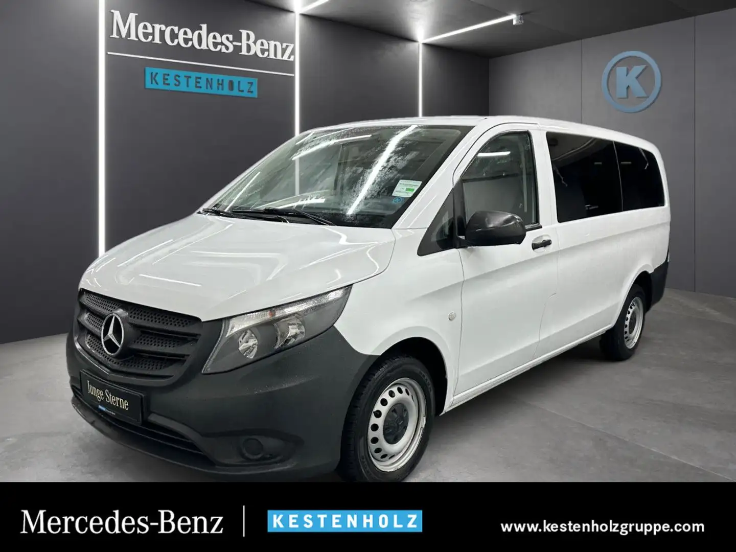 Mercedes-Benz Vito 114 CDI Tourer Lang Navi Kamera Klima AHK Weiß - 1
