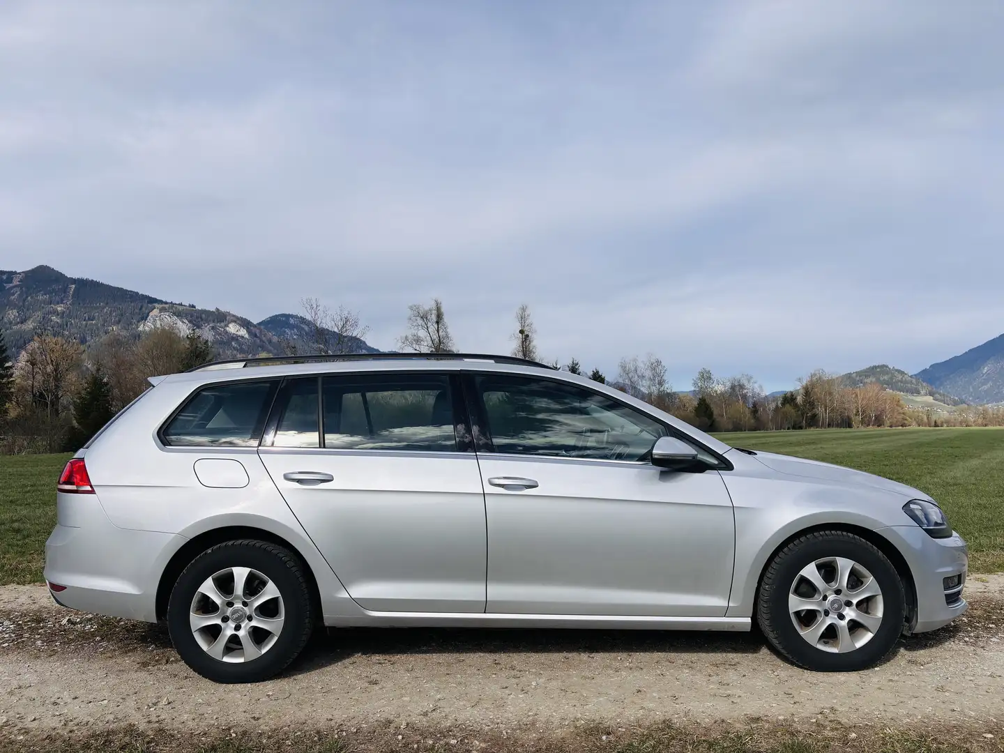 Volkswagen Golf Variant Highline 1,6 TDI DPF DSG - 2