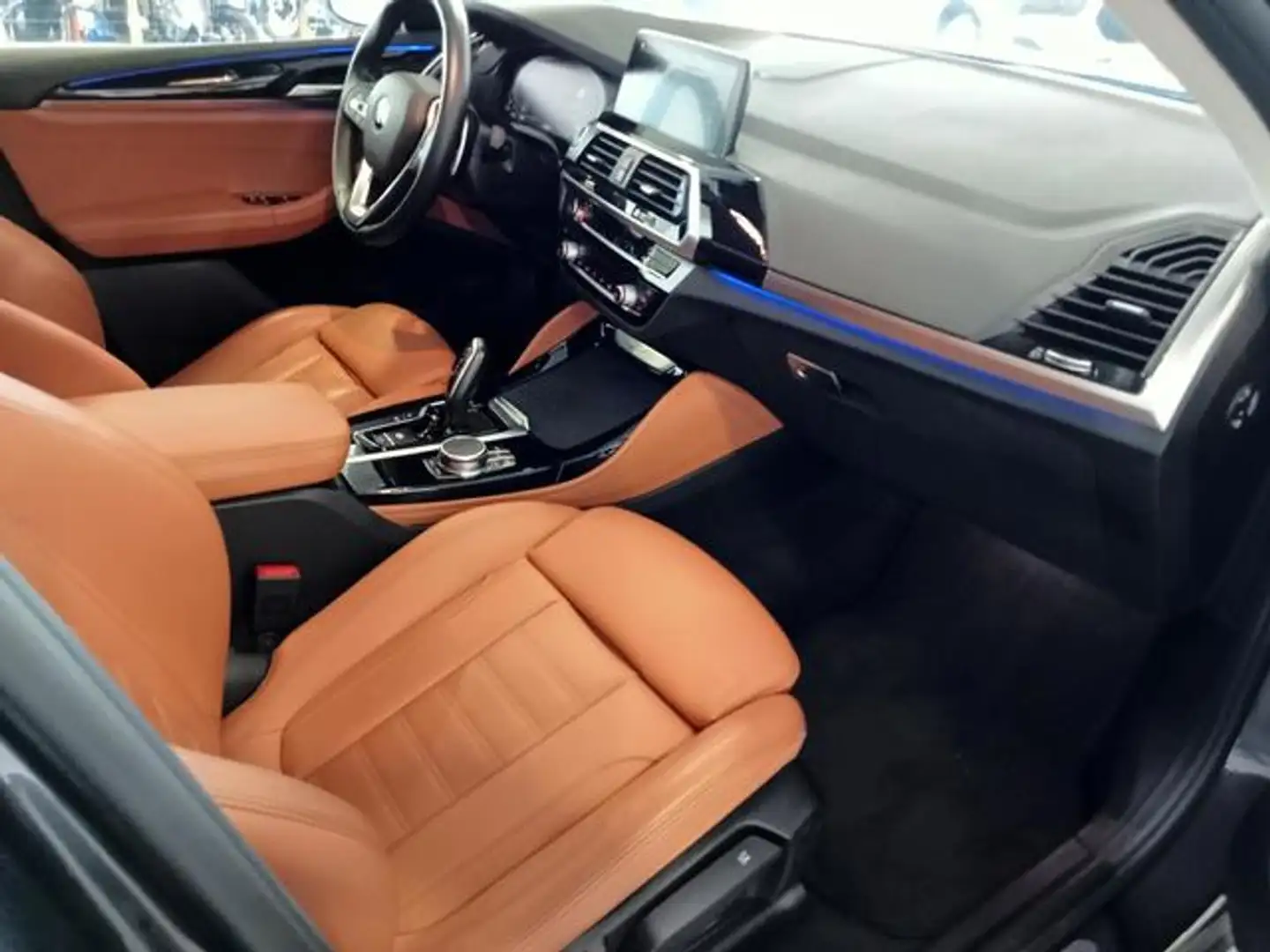 BMW X4 xDrive 20dA Grau - 2