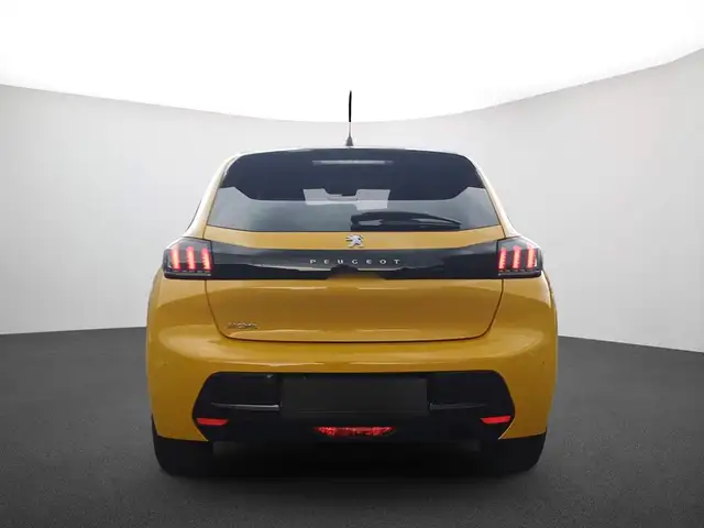 Peugeot 208 view 3