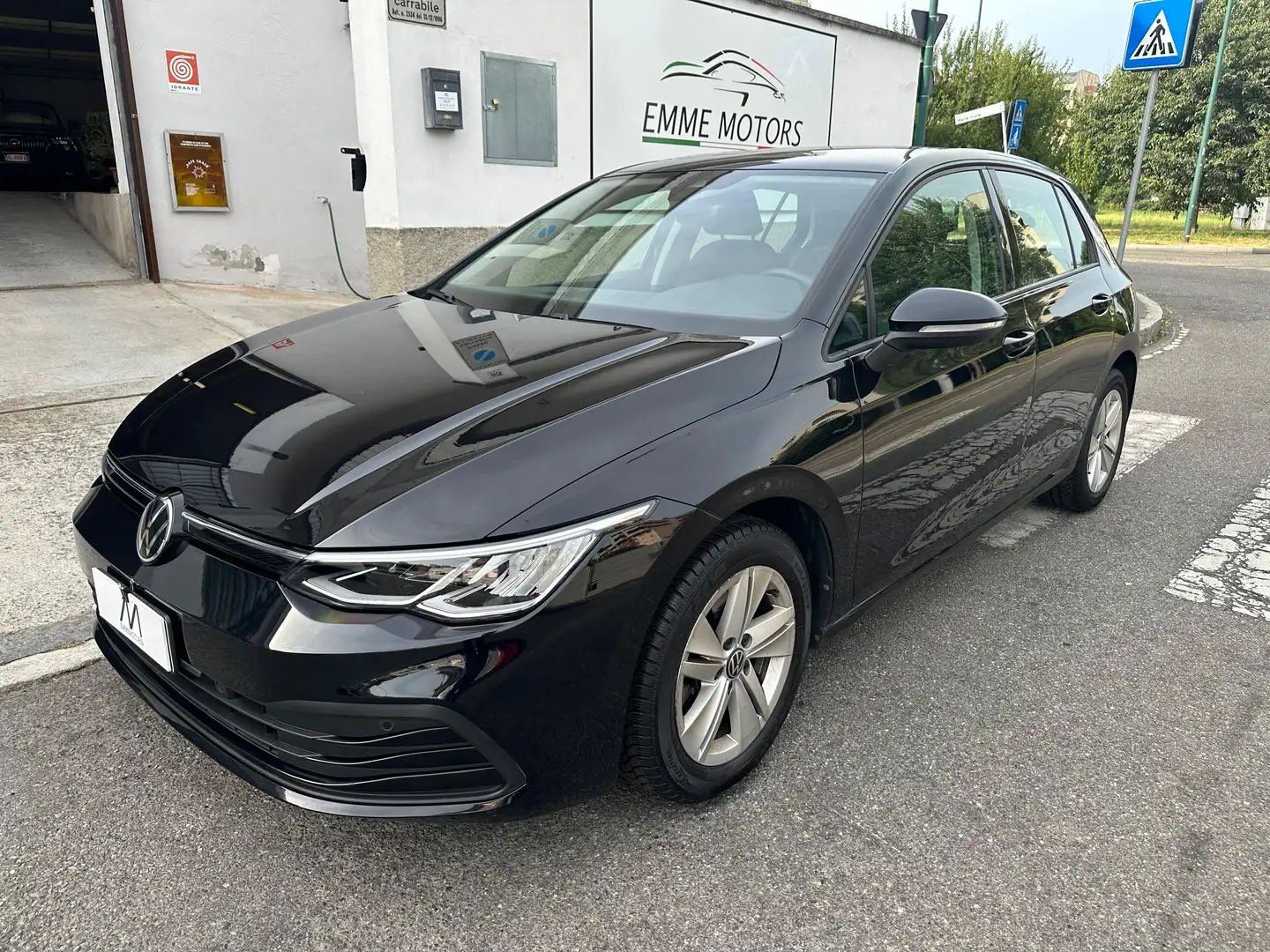 Volkswagen Golf 1.0 etsi evo Life 110cv - AUT/PDC/LED/CARPLAY Nero - 1