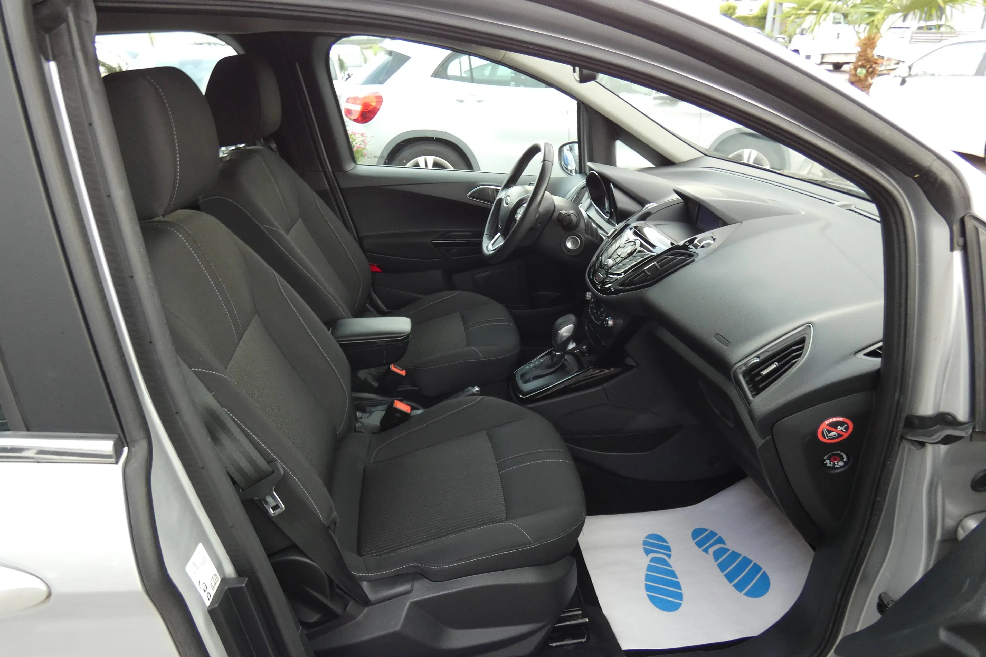 Ford B-Max Titanium — photo 11