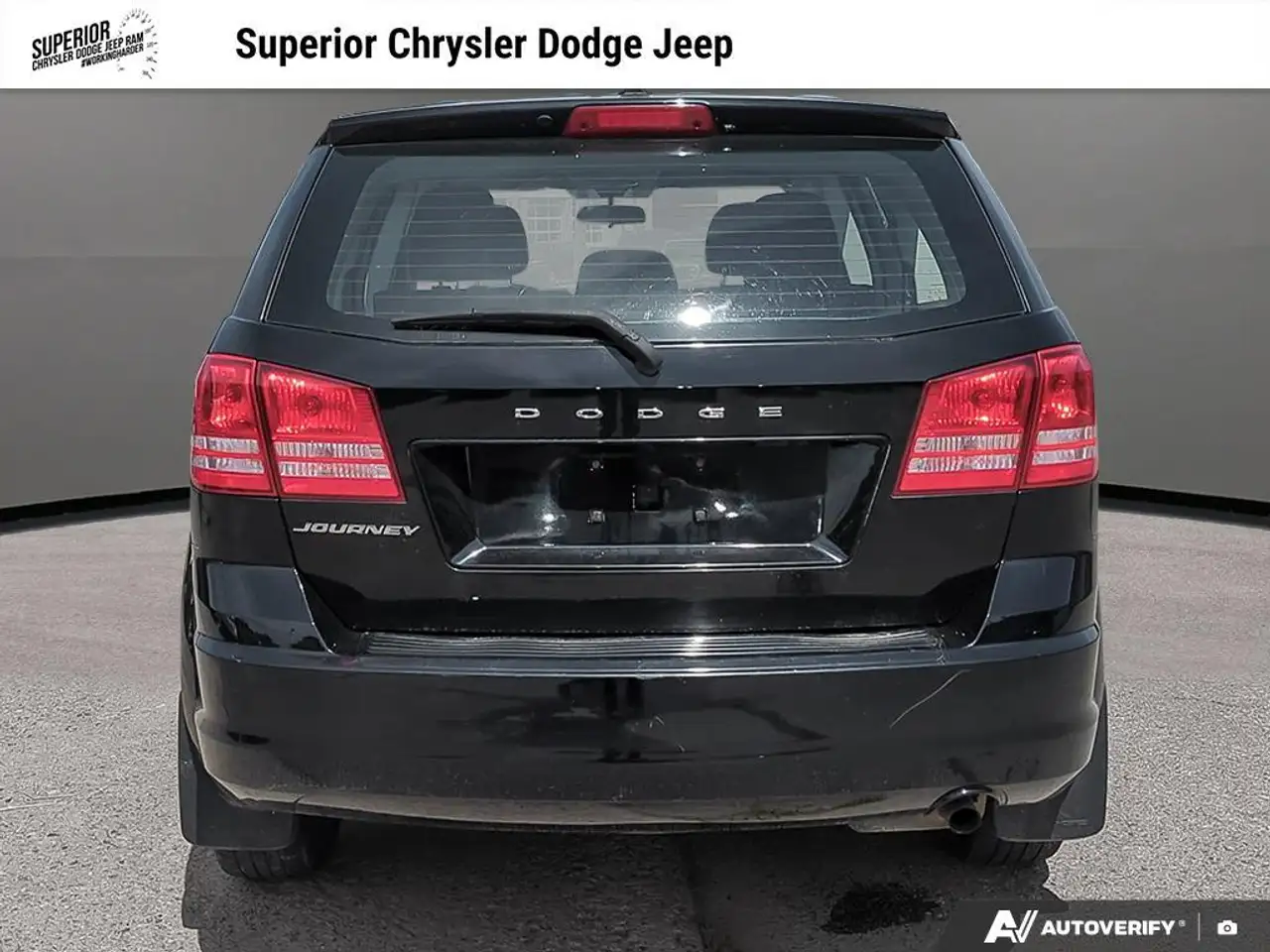Dodge Journey снимка Dodge Journey